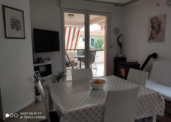 Appartement By The Sea Zaboric, - 16492 *